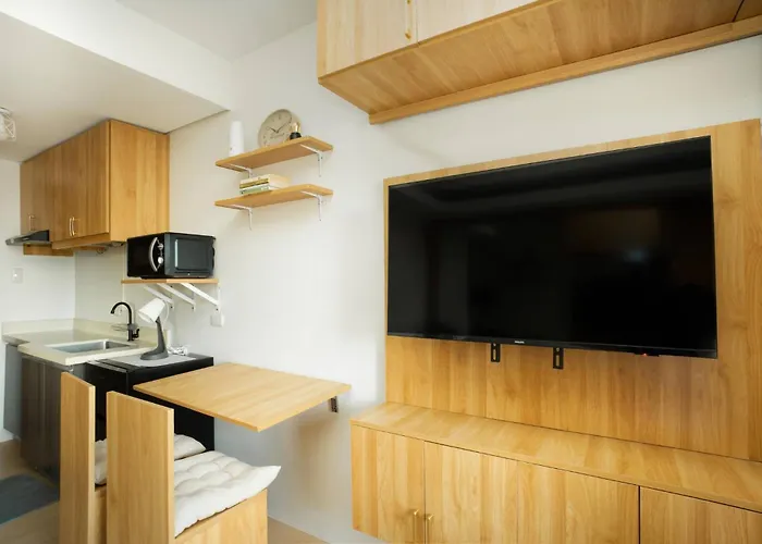 Fully Furnished :japandi Warm Retreat In Qc Homestay
