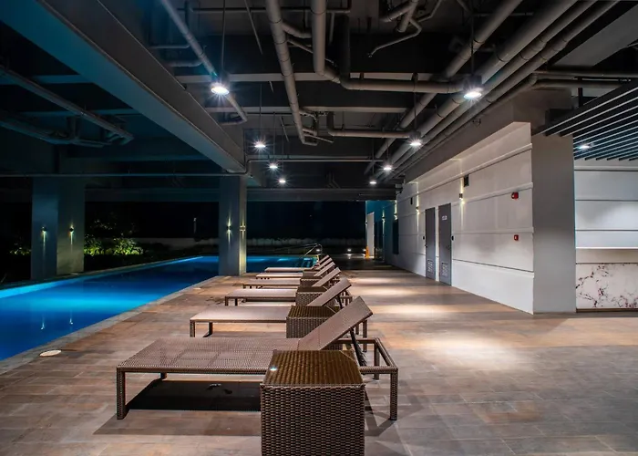 Fully Furnished :japandi Warm Retreat In Qc Homestay