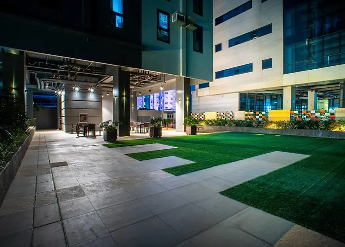 Homestay Fully Furnished :japandi Warm Retreat In Qc